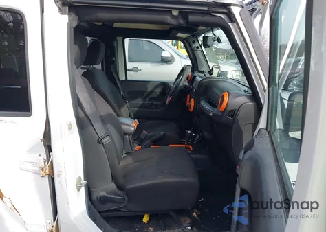 2016 Jeep Wrangler Unlimited Sport из США, поврежденный, VIN 1C4BJWDG1GL205738